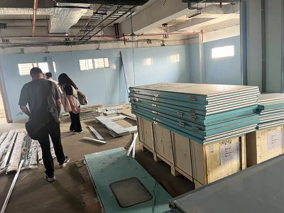 Операционный блок в больнице Бангладеш